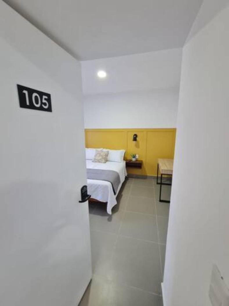 Urban Justo Sierra Aparthotel Guadalajara Buitenkant foto